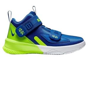 Nike LeBron Soldier XII